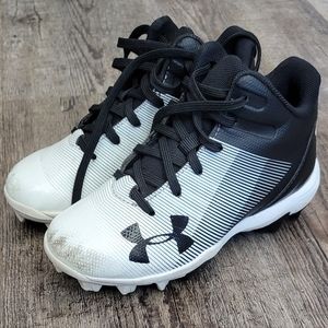 Youth 11 Under Armour baseball cleats